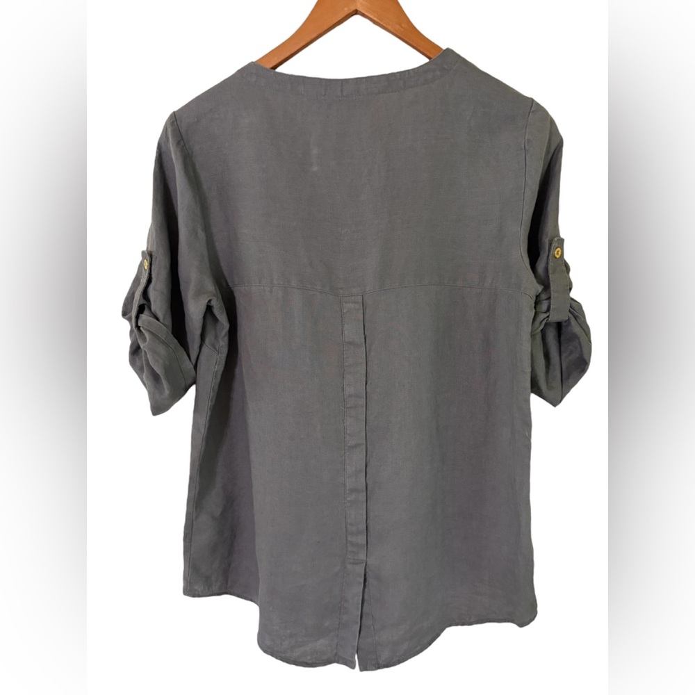Ellen Tracy-Linen blouse. Size small. Gray with gold tassel/zipper. Gorgeous EUC - Picture 5 of 15